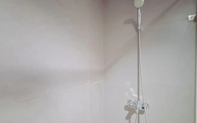 Spacious 1Br At Patraland Amarta Apartment