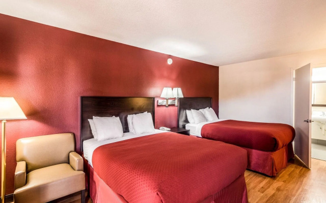 Colby Inn and Suites