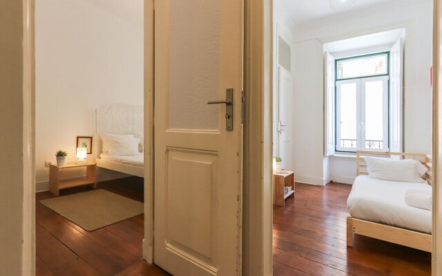 Spacious Tailor Made Bairro Alto