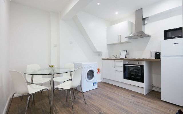 Charmstay Apartments