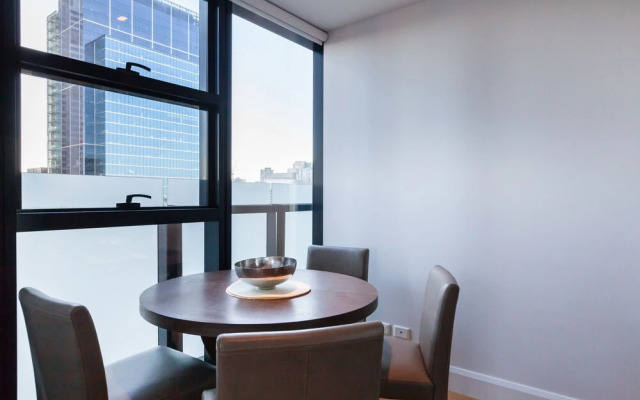 LOGAN, 2BDR Melbourne Apartment
