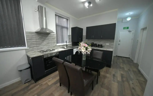 Charming Oxford Apartment in Telford - Flat 2