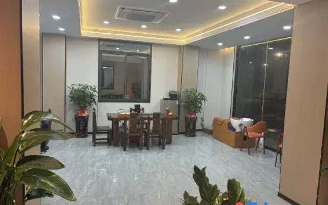 Taohuaxuan Apartment