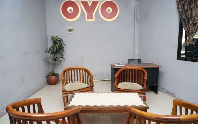 Pondok Mulia Guest House by OYO Rooms
