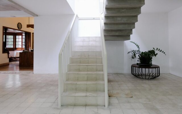 OYO 626 Augustina Home