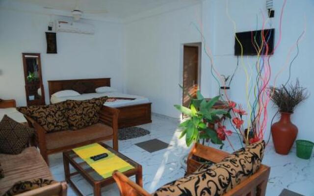 Rivelco Holiday Inn