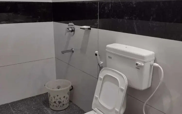 Padmashree Lodge Horandu