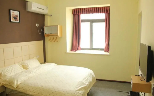 Wuhan Yue'erju Family Hotel