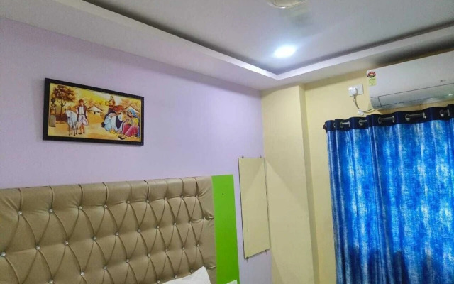 Hotel S L B Grand