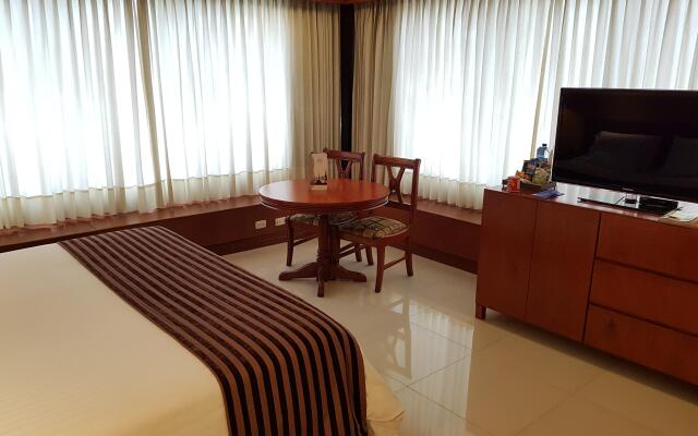 Torre De Cali Plaza Hotel