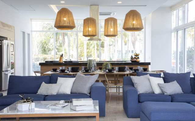 Capitalia Tres Mares Beachfront Oasis