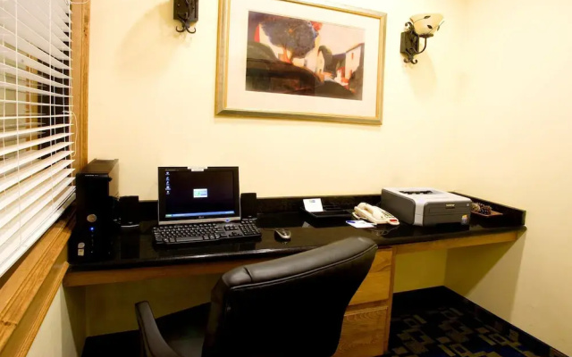 Holiday Inn Express & Suites Jourdanton-Pleasanton