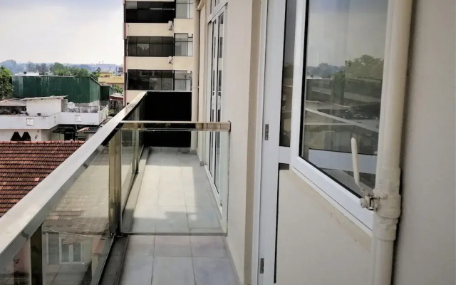 Pink Elephant Tourist Apartment Hotel