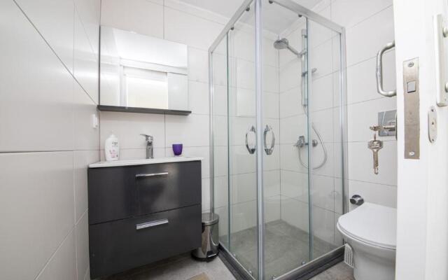 Flat With Sea View Pool and Terrace in Bodrum