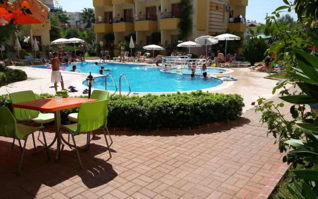Summer Rose Hotel