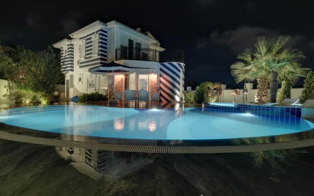 Exquisite Villa With Private Pool in Antalya