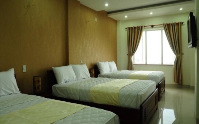 Canh Buom Hotel