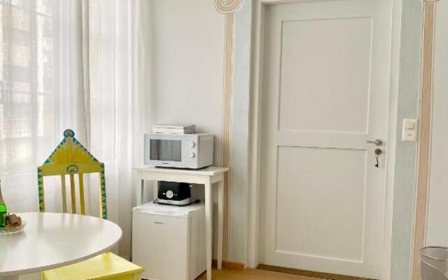 Lovely studio in a villa from 18th century