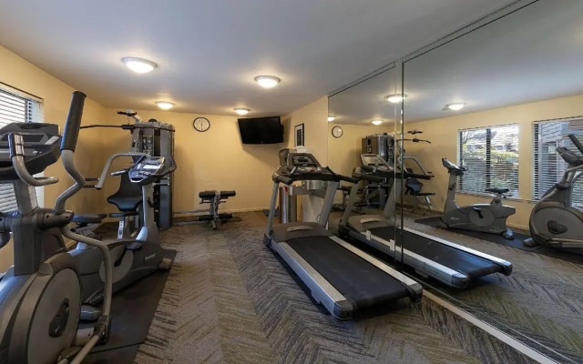 Seacliff Inn Aptos, Tapestry Collection by Hilton