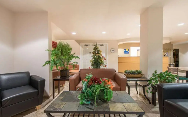 Microtel Inn & Suites By Wyndham Altus