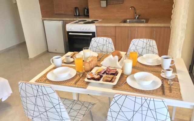 Efi Apartments
