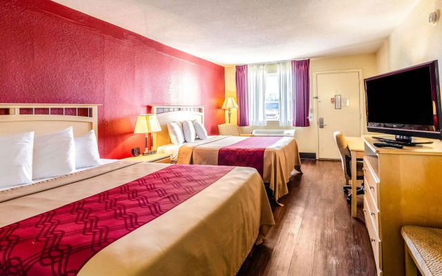 Econo Lodge Christiansburg-Blacksburg I-81