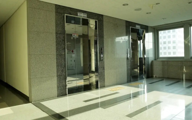 Location in Myeongdong Studio