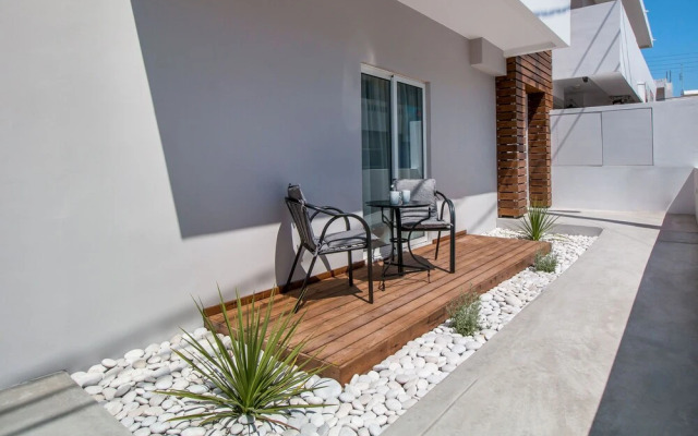 Kappa Apartments