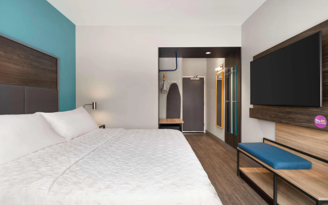 Tru By Hilton Albany Airport, NY