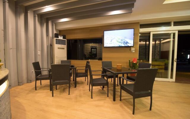 Green Island Bay Resort