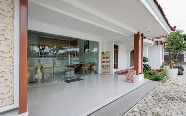 Urbanview Hotel Tritia Lampung