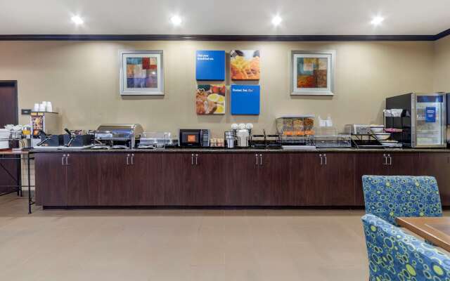 Comfort Inn & Suites Oklahoma City West - I-40