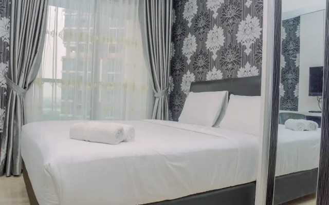 Best Price Studio Apartment at Gold Coast