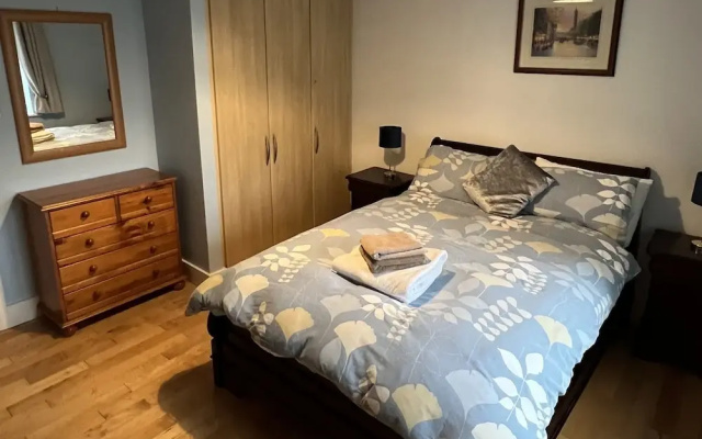 3 Bedroom Harbour View Apartment in Kinsale