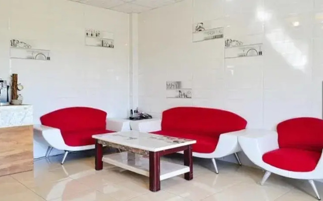 Red Crown Jacana B&B
