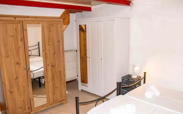 Full of Character Few Steps to Pitti Palace