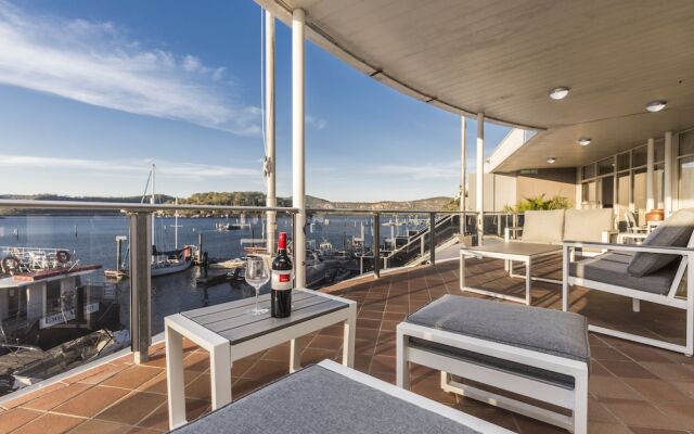 3 Bedroom Waterfront Penthouse on the Hawkesbury