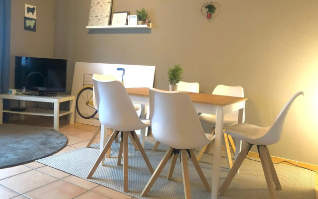 Chicken-Dale INN Appartement incl Netflix Terrasse und optionaler Sauna
