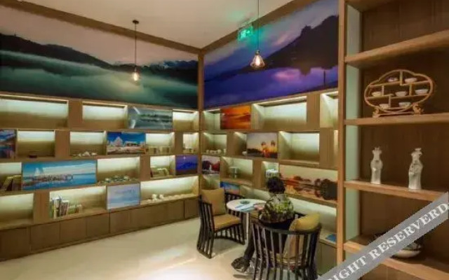 Tuke China Light Residence Hotel (Taishun Huahong Plaza Branch)