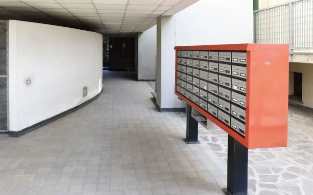 JOIVY Victorian House