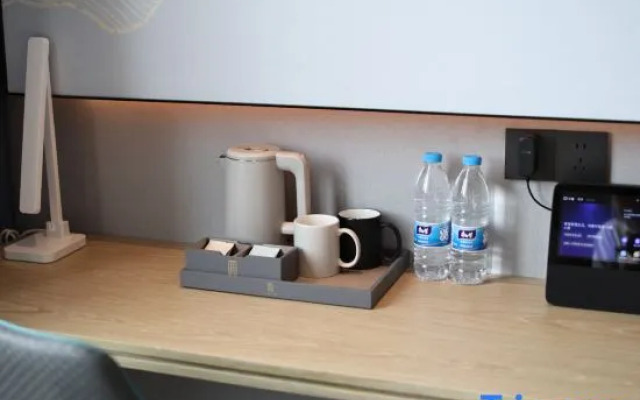 Weiting Hotel (Shanghai Xujiahui Shanghai Stadium)