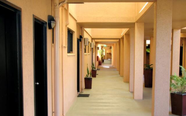 Central Plaza Apartments