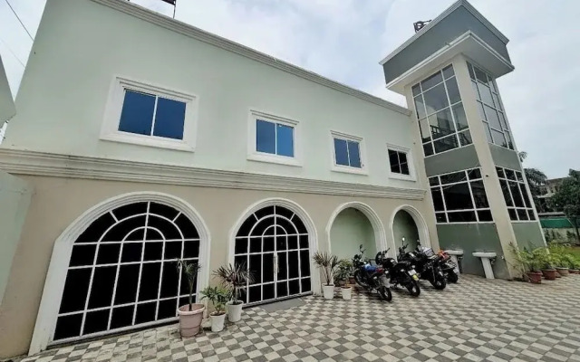 Hotel Dhana Lakshmi Bliss