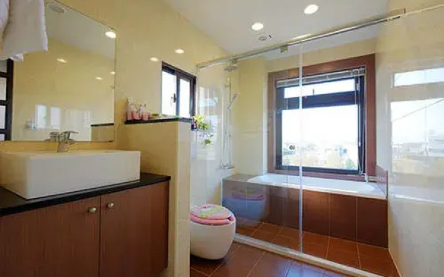Riparian Breeze Bed and Breakfast