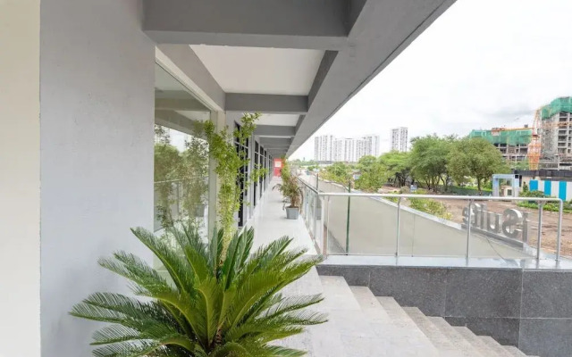 iSuite Hotel Kharadi Pune