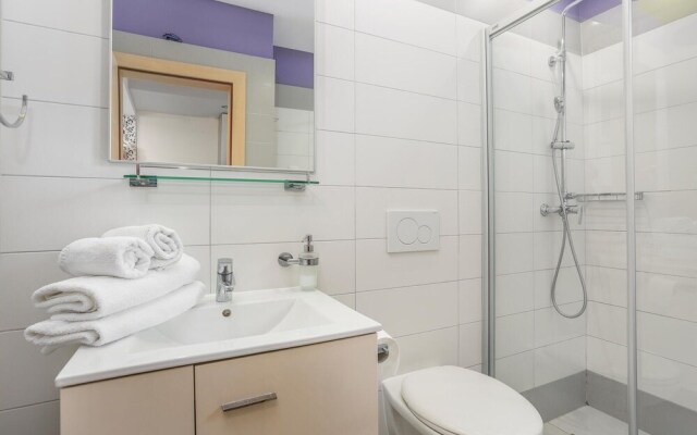 Beautiful Apartment in Njivice With Wifi and 1 Bedrooms