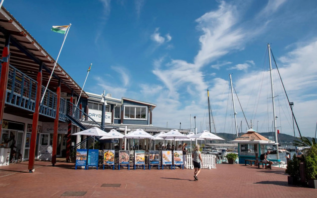 18 Quay West, Waterfront