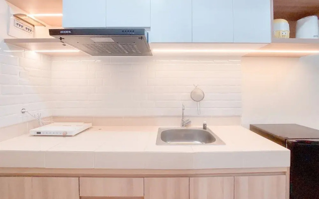 Good Place And Relaxing Studio Apartment At B Residence