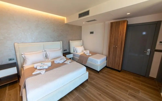 Hotel Utopia - Hotel in Ksamil - Photo 4