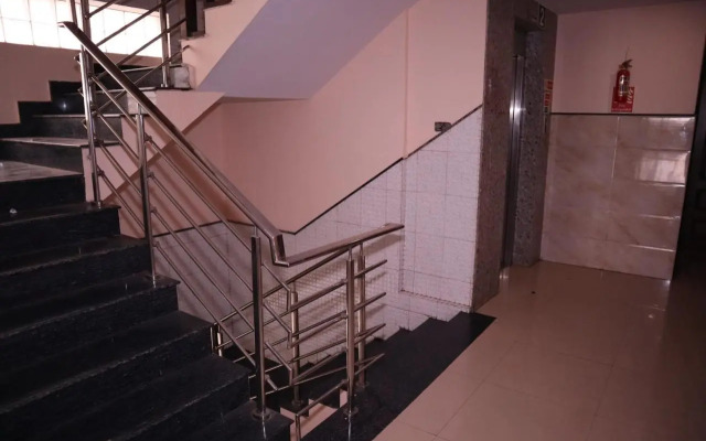 Smilestay BNS Lodge